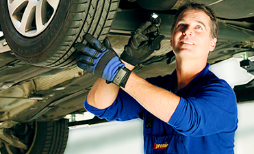 (en) Služby autoservisu a pneuservisu